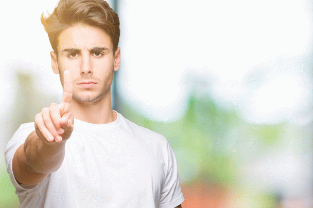 خطر انتخاب نادرست غذای گربه رو دست‌کم نگیر!